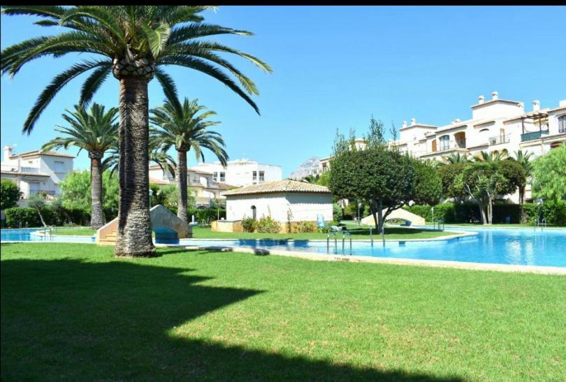 Bungalow La Isla Javea Luaran gambar
